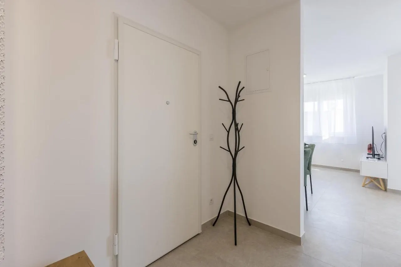 Apartment Nika Trogir 0*,  Croatia