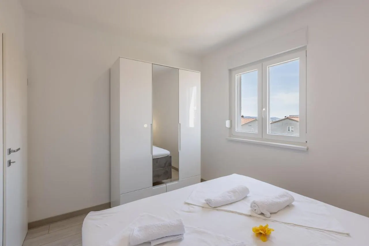 Apartment Nika Trogir